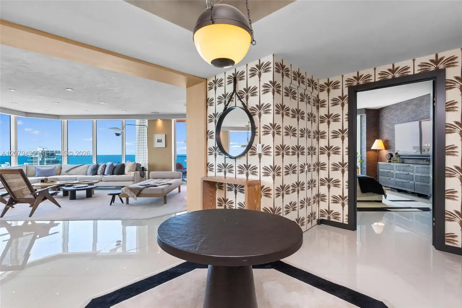 300 S Pointe Dr # 2005, Miami Beach FL 33139 photo 4