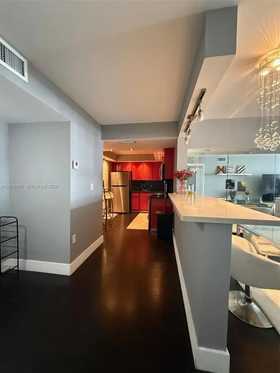 6039 Collins Ave # 1505, Miami Beach FL 33140 photo 5