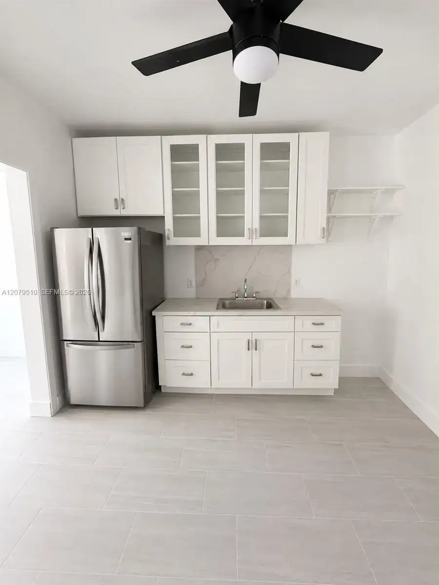 1154 NW 34th Ave # 1, Miami FL 33125 photo 4