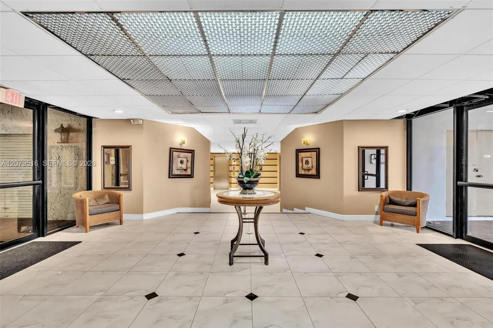 3800 N Hills Dr # 312, Hollywood FL 33021