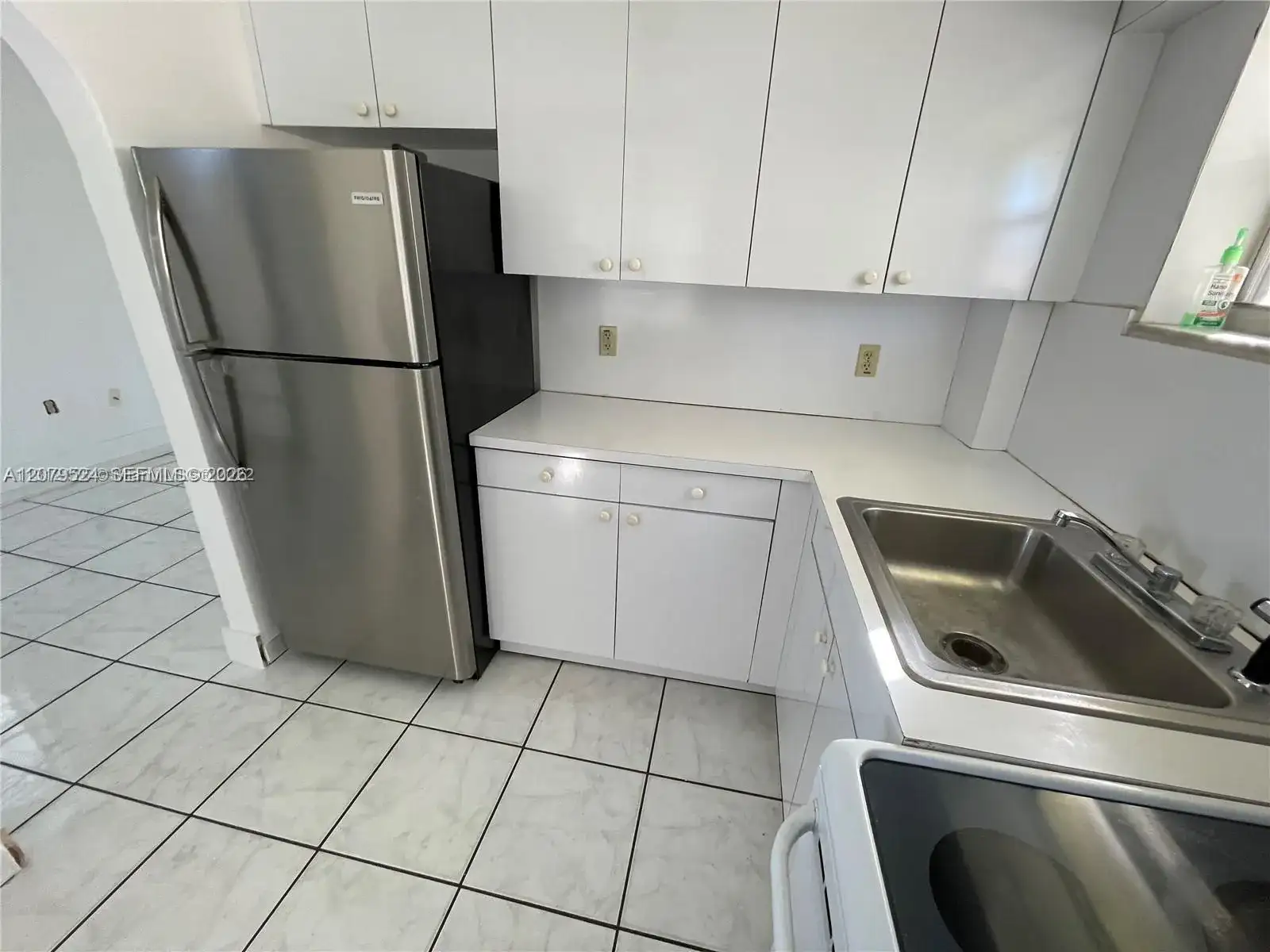1016 NW 1st Ave, Hallandale Beach FL 33009 photo 3
