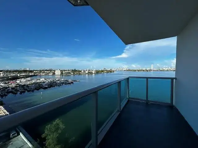 7525 E Treasure Dr # 1008, North Bay Village FL 33141 photo 4