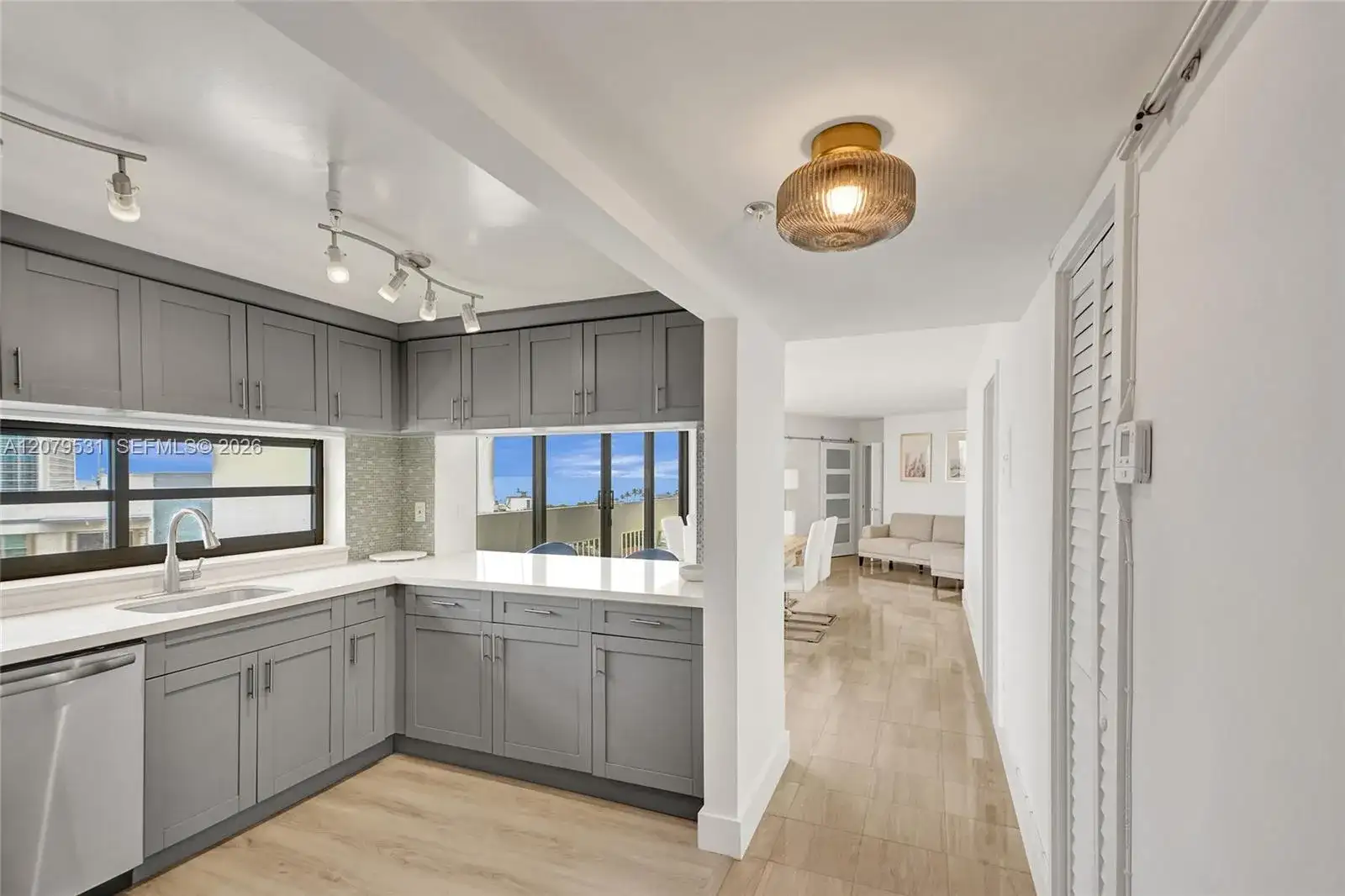 6820 Indian Creek Dr # 9A, Miami Beach FL 33141 photo 4