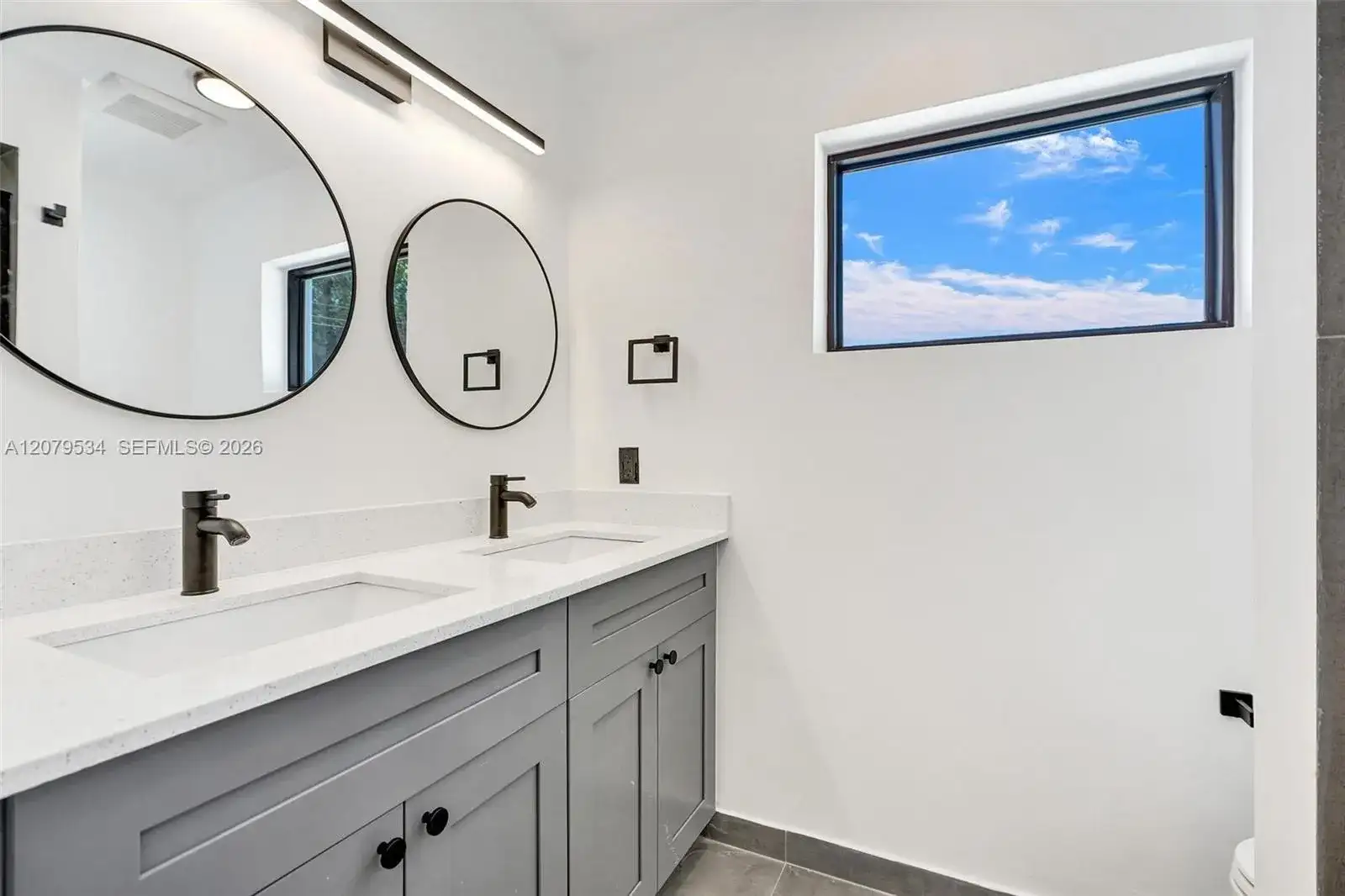 2255 NE 173rd St, North Miami Beach FL 33160 photo 5