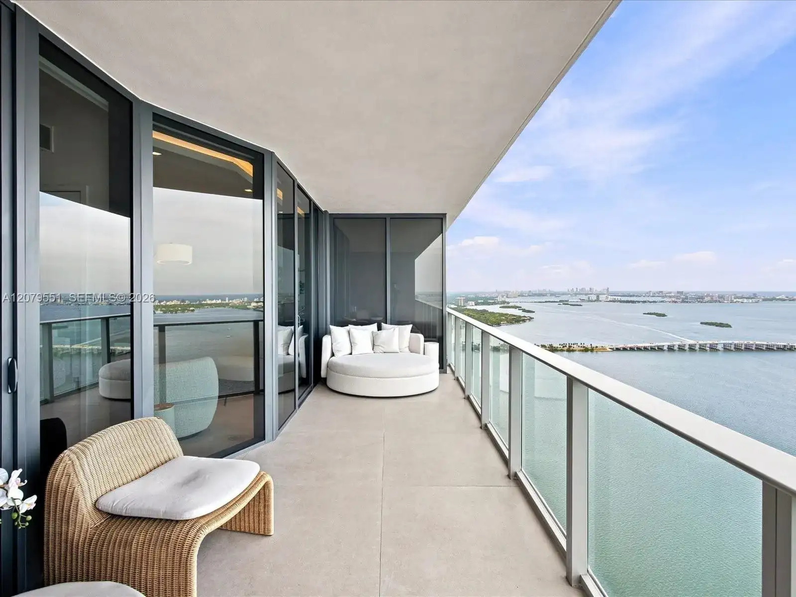 700 NE 24th St # 5605, Miami FL 33137 photo 2