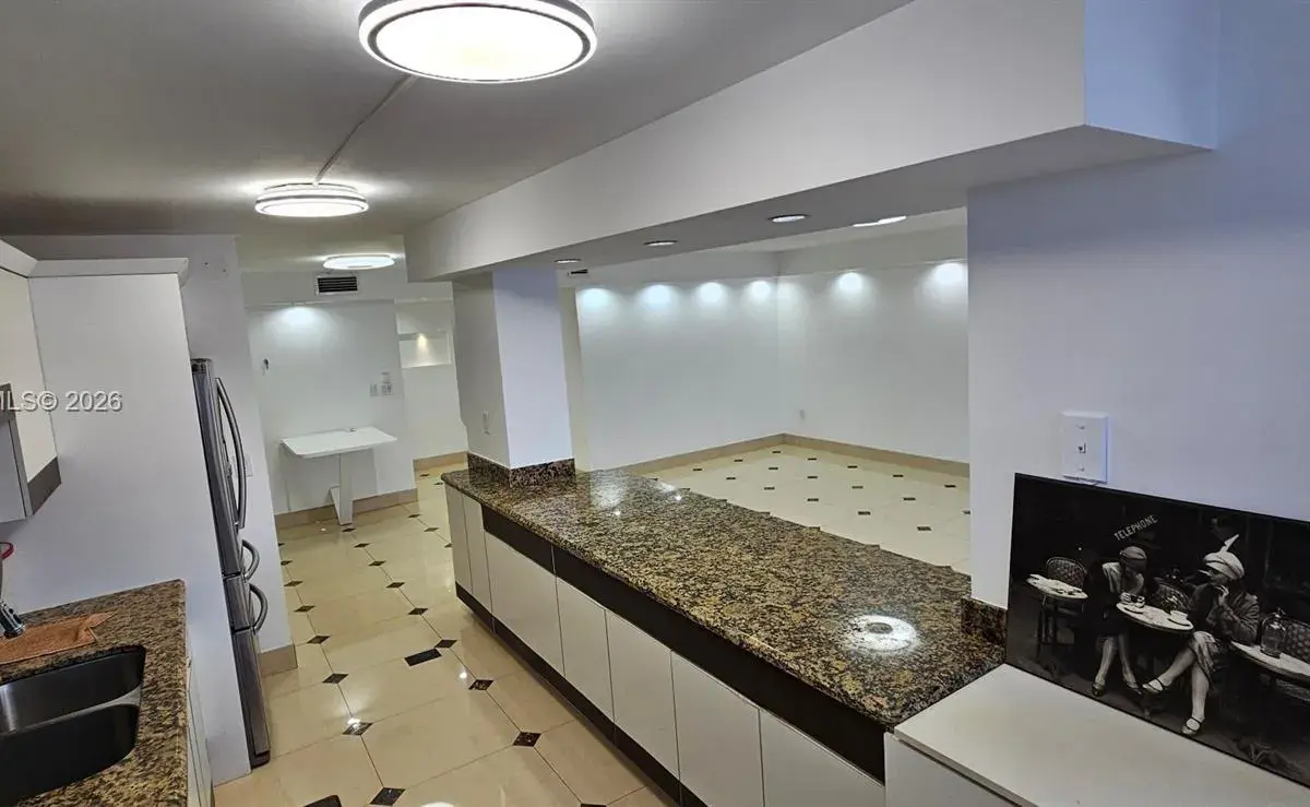 18051 Biscayne Blvd # 1501, Aventura FL 33160