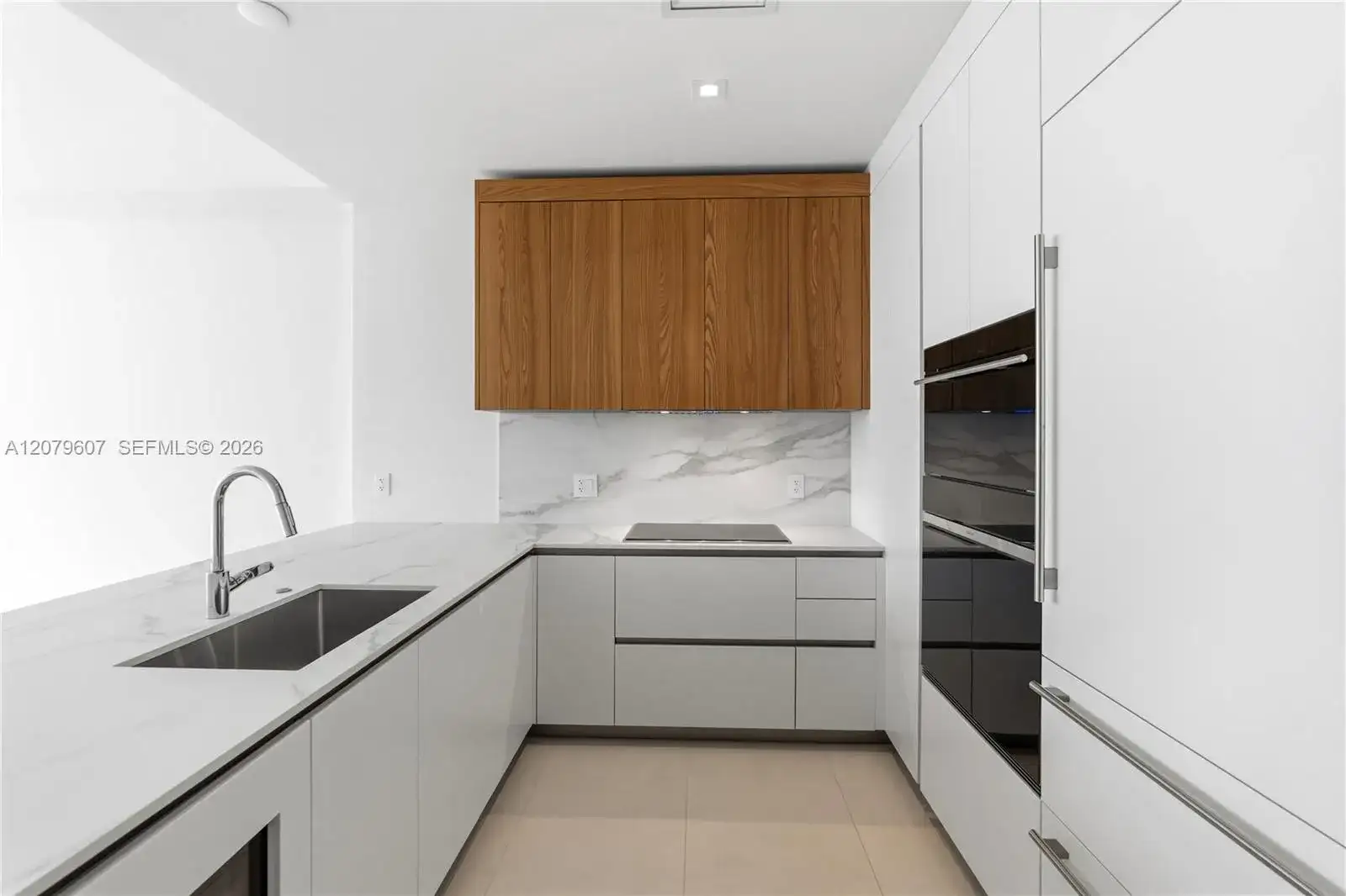 1400 Biscayne Blvd # 804, Miami FL 33132 photo 3