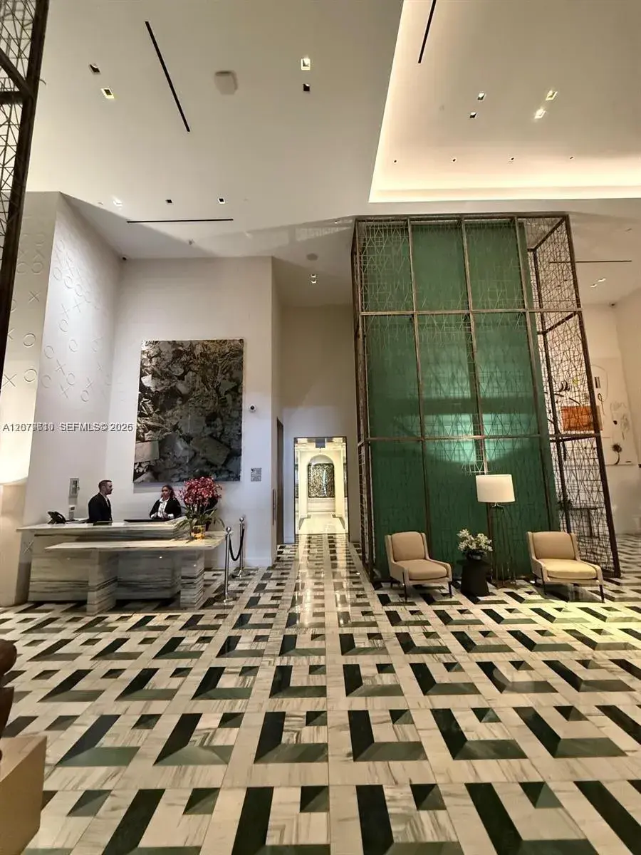 801 S Miami Ave # 1804, Miami FL 33130