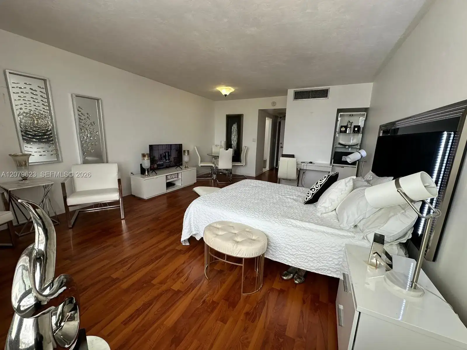 2899 Collins Ave # 1734, Miami Beach FL 33140 photo 5