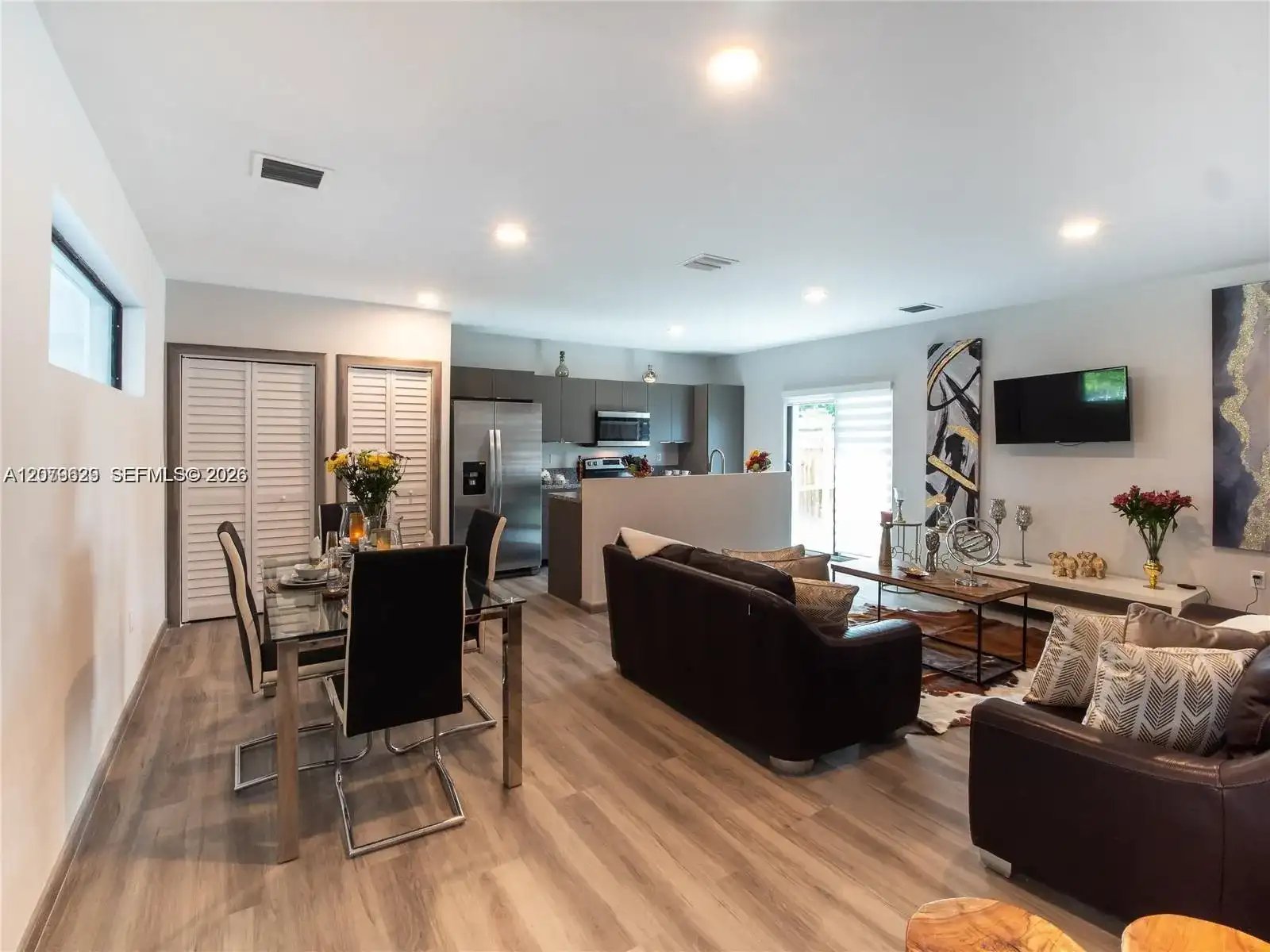 954 NW 8th St # 2, Florida City FL 33034