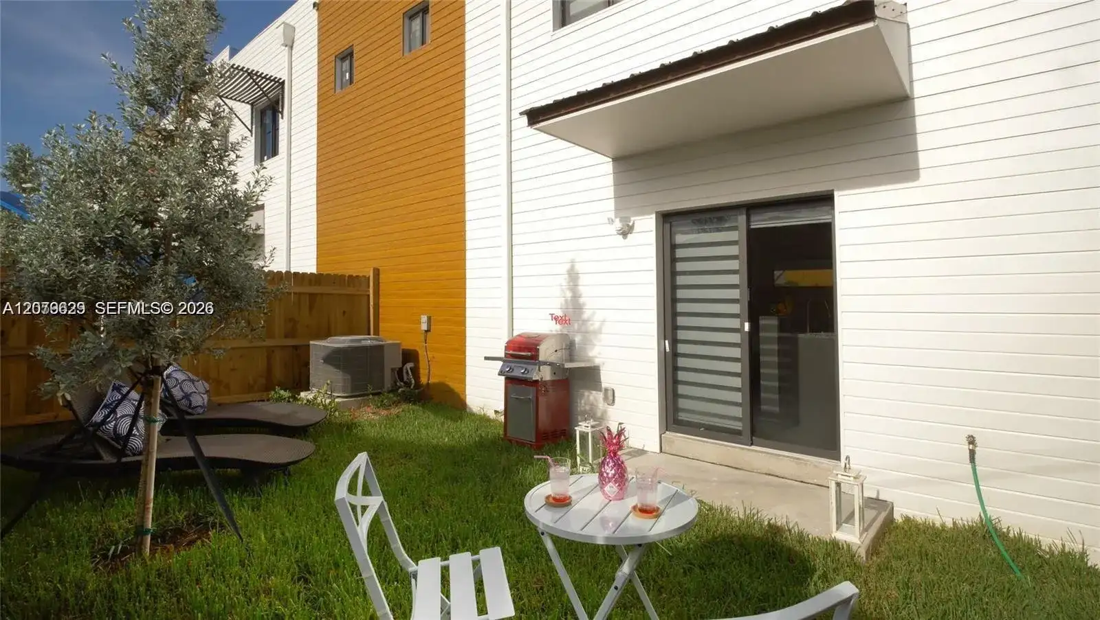 954 NW 8th St # 2, Florida City FL 33034 photo 3