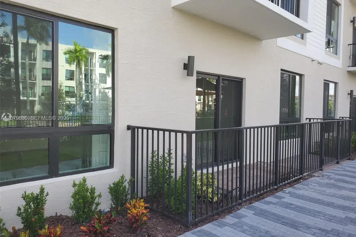8301 NW 41st St # 110, Doral FL 33166