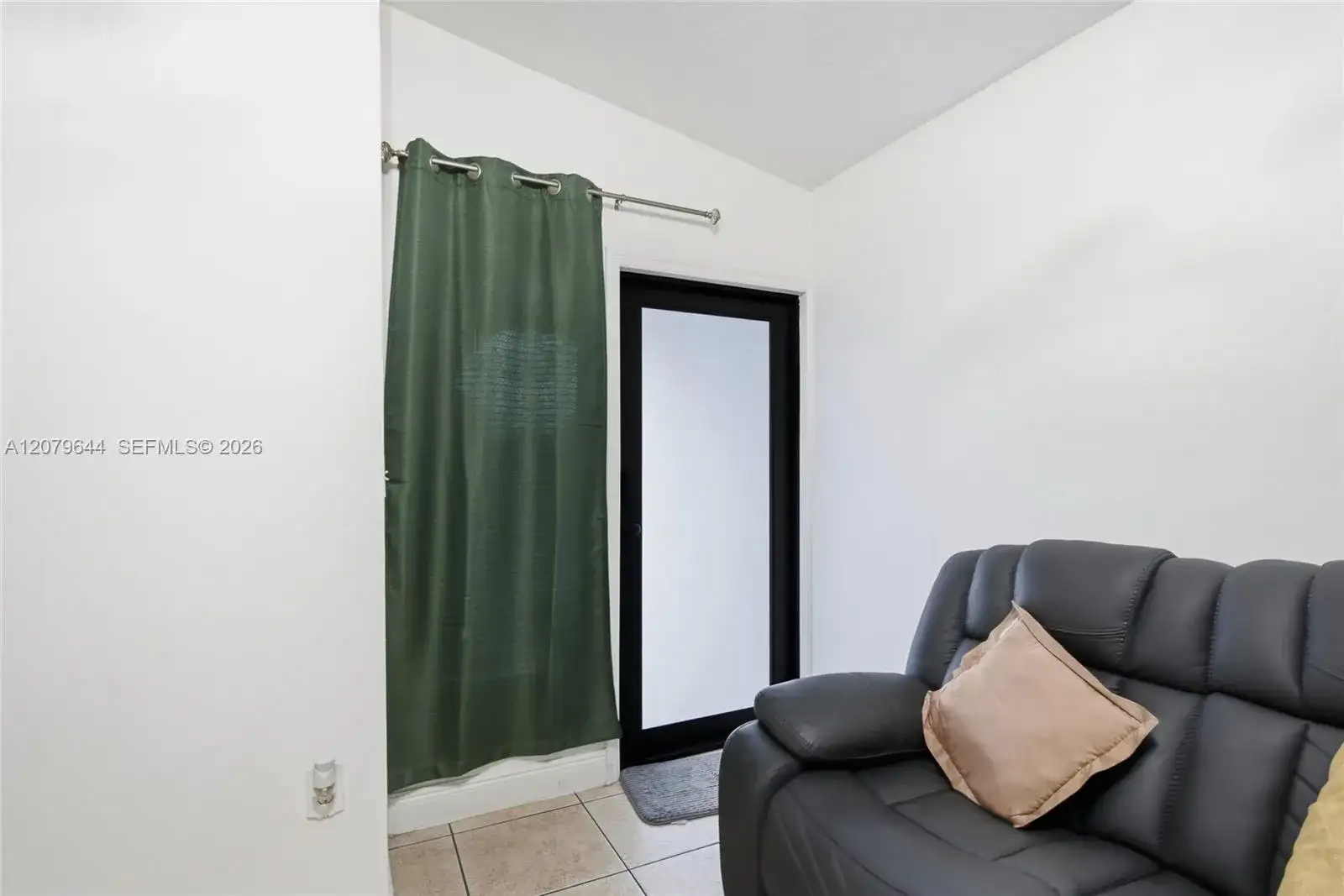 20752 SW 121st Ct, Miami FL 33177 photo 4