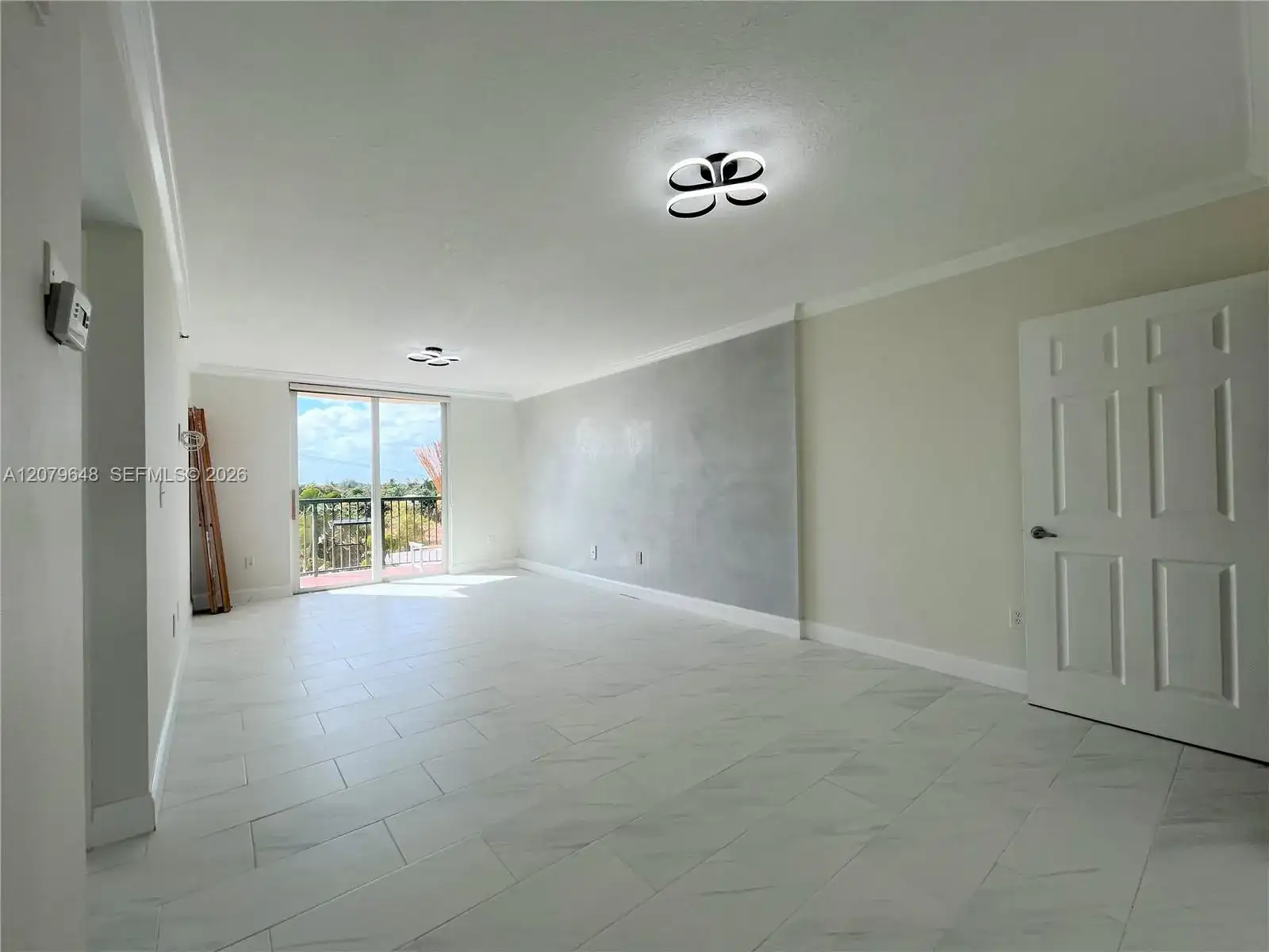 8888 Collins Ave # 308, Surfside FL 33154 photo 2