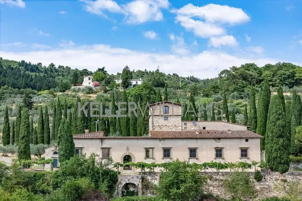 Luxury Villa for Sale in Tuscany Max Mlekus, FL