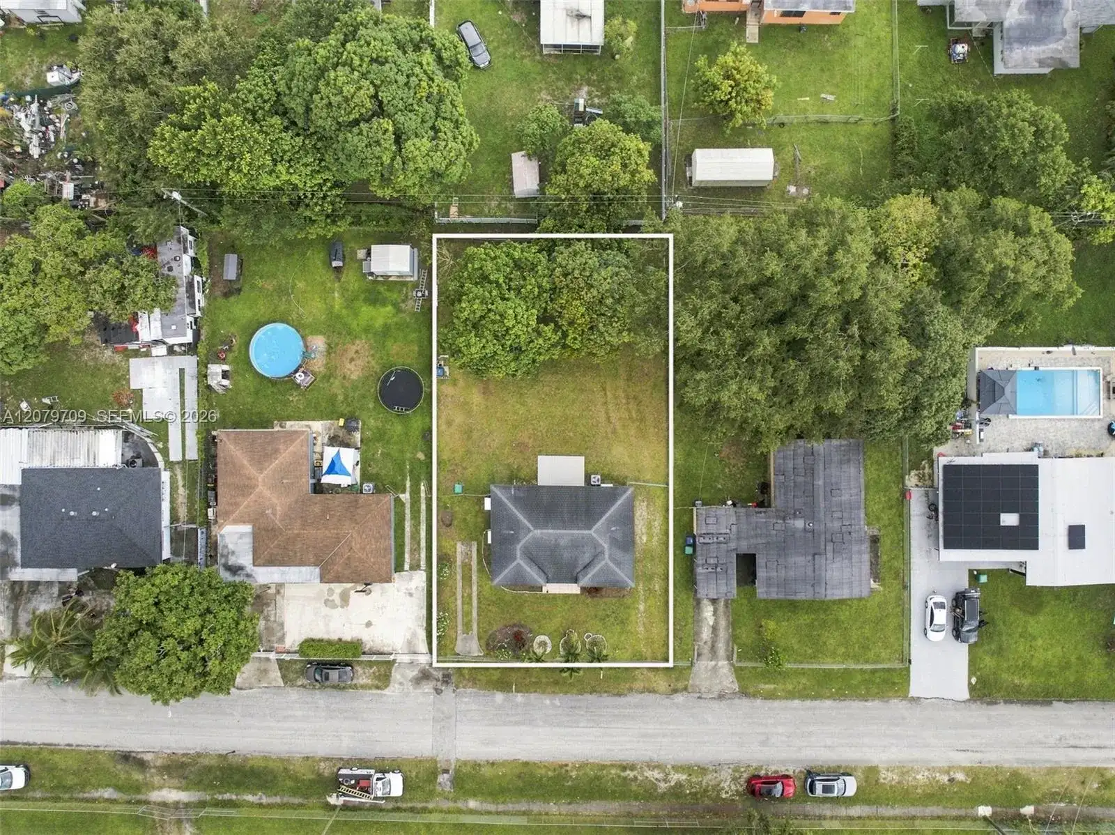2135 NW 129th St, Miami FL 33167 photo 3