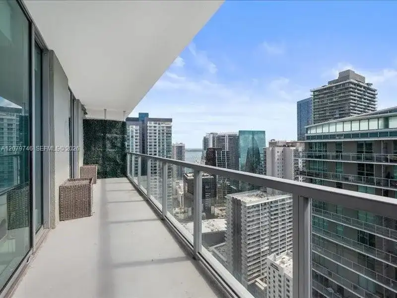 1111 SW 1st Ave, Miami FL 33130