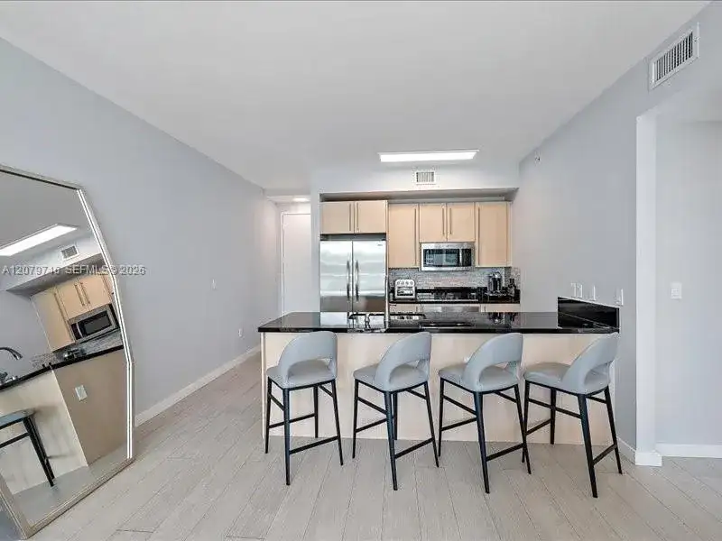 1111 SW 1st Ave, Miami FL 33130 photo 4