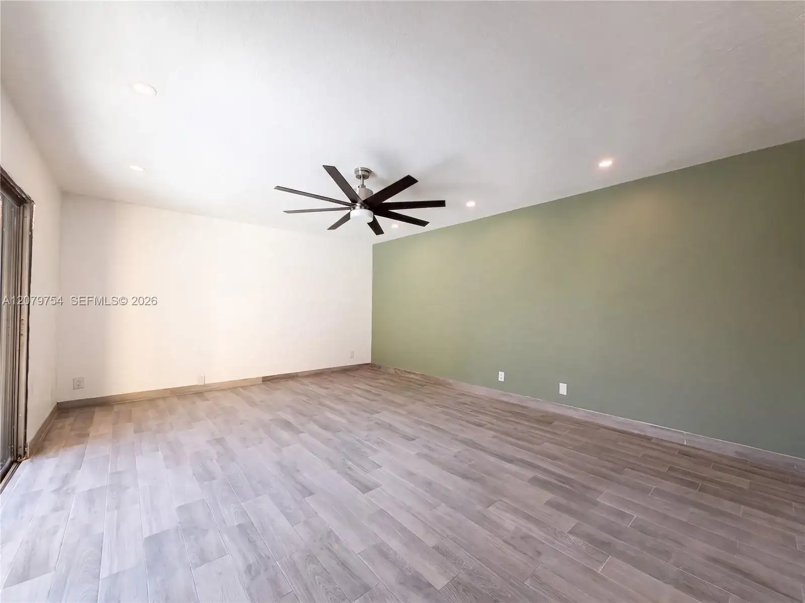 110 N Delaware Blvd # 10C, Jupiter FL 33458 photo 3