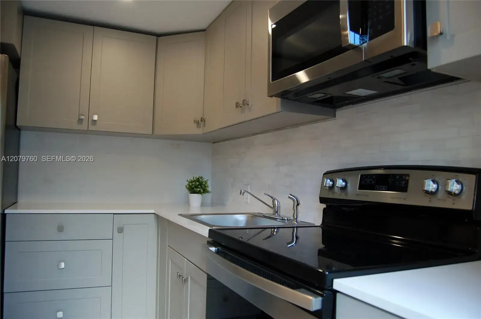 2140 SW 25th St # 2140, Miami FL 33133 photo 3