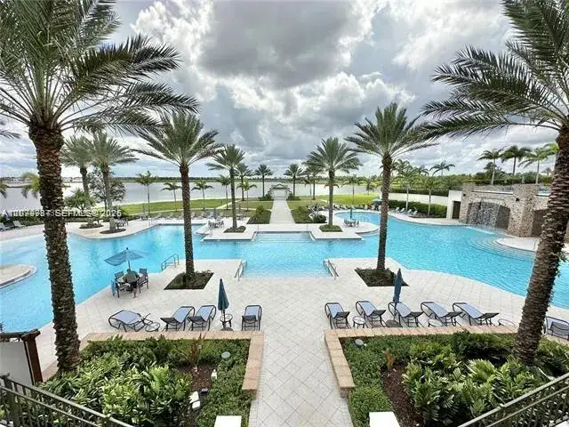 19861 Whispering Creek Rd # 225, Loxahatchee FL 33470