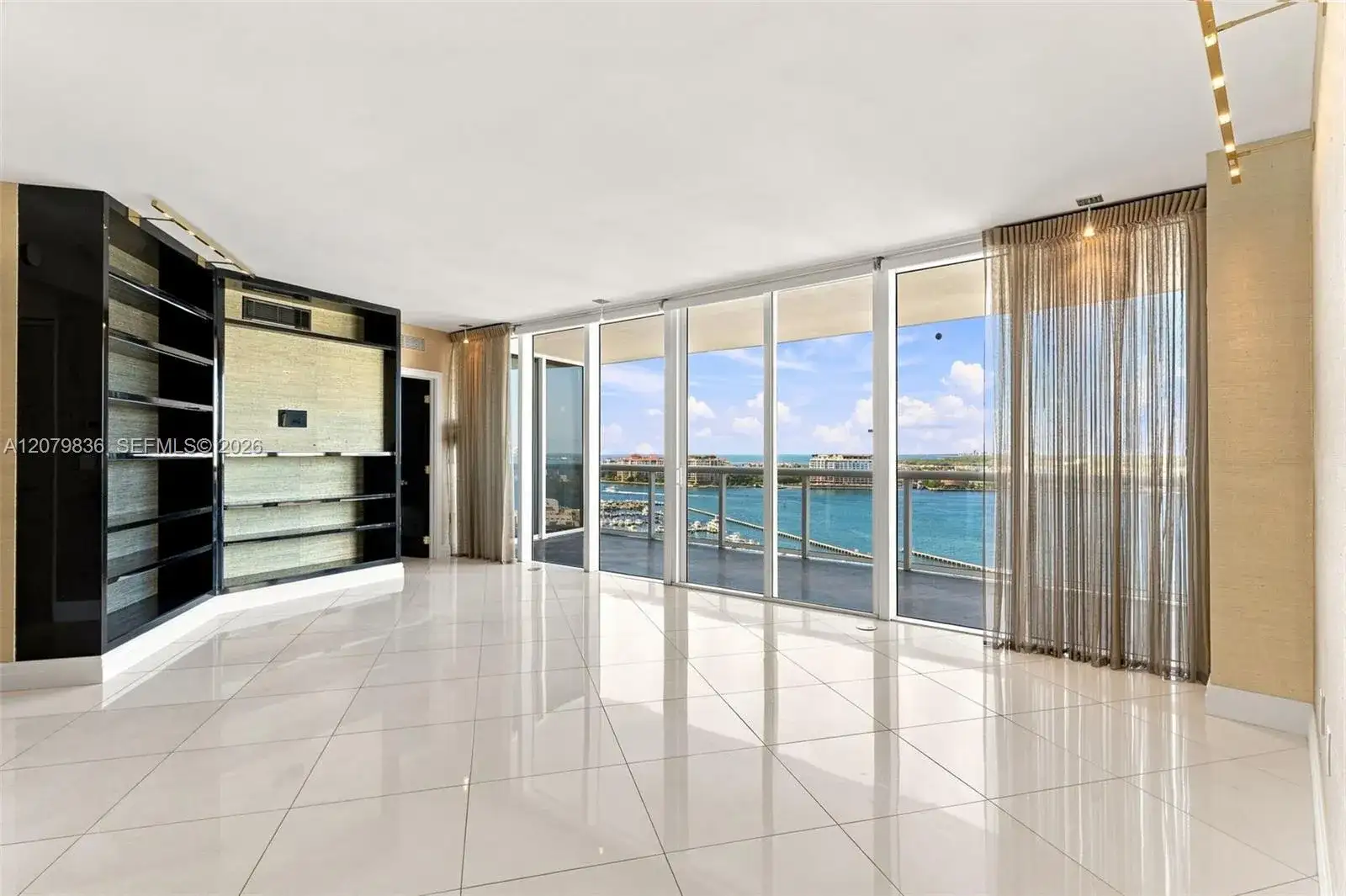 400 Alton Rd # 1804, Miami Beach FL 33139 photo 3