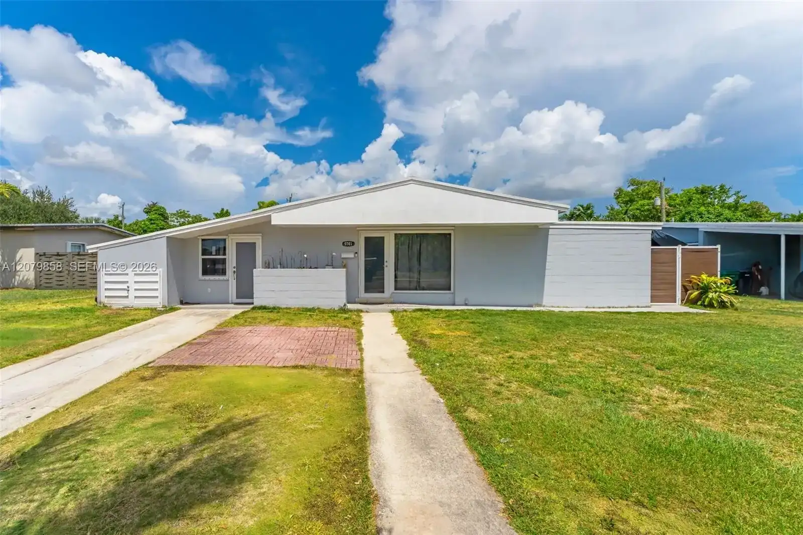 9741 Bahama Dr, Cutler Bay FL 33189