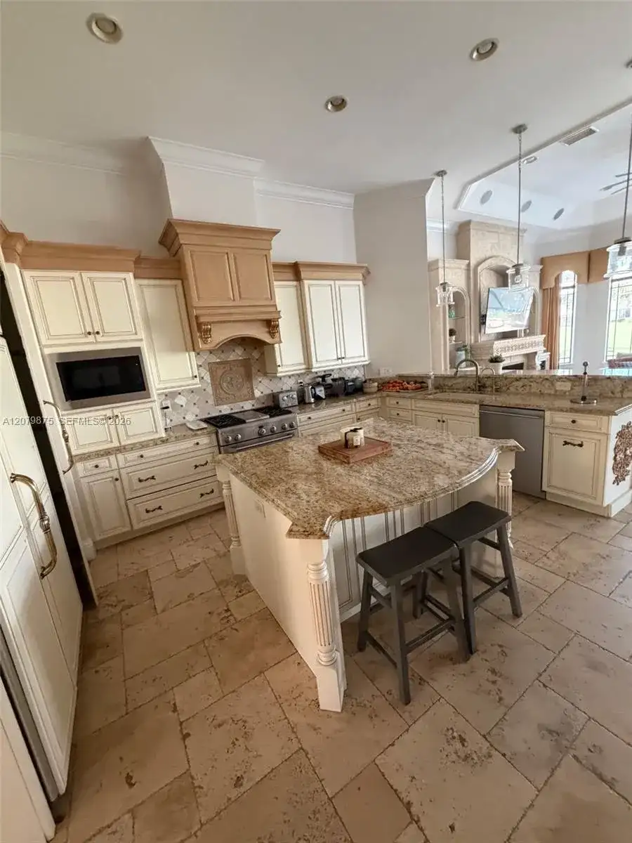 9819 GROSVENOR POINTE CIR, Orlando FL 34786 photo 2