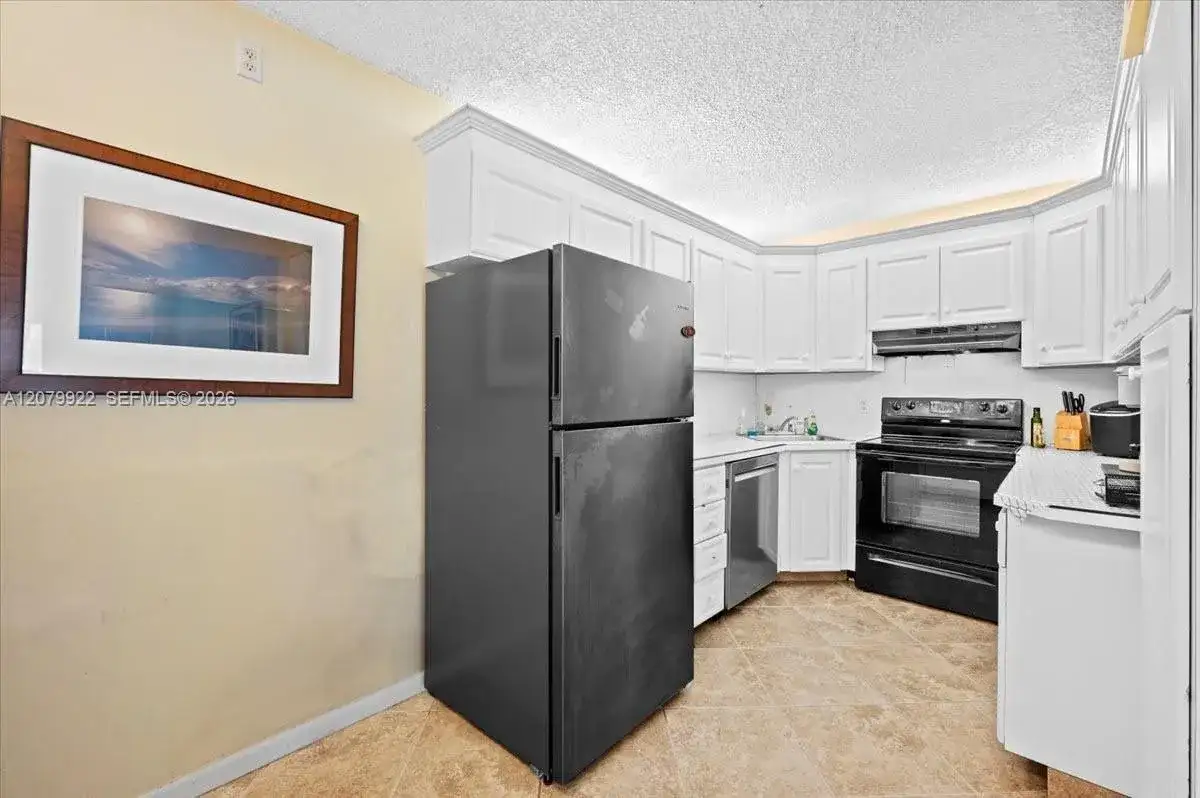1014 Green Pine Blvd # H1, West Palm Beach FL 33409 photo 3