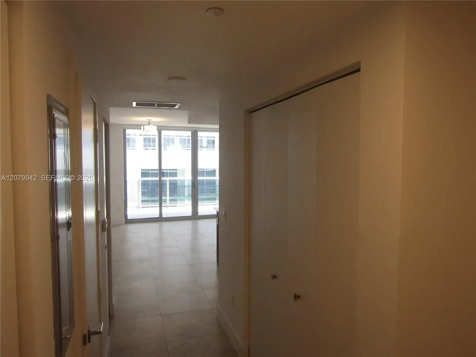488 NE 18th St # 3404, Miami FL 33132 photo 4