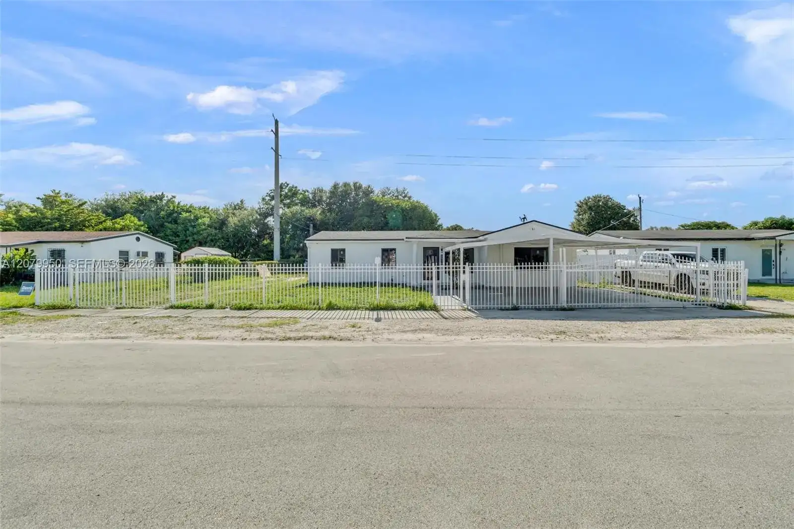 15770 NW 18th Pl, Miami Gardens FL 33054 photo 2