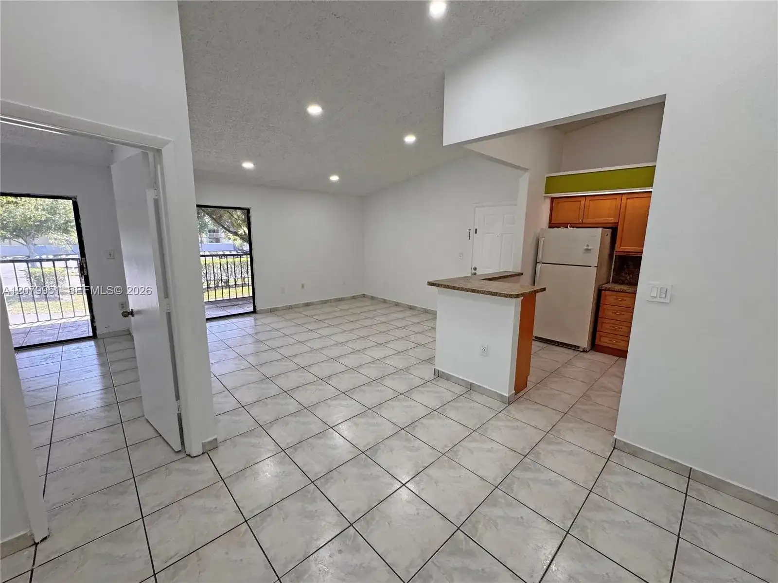 18905 NW 62nd Ave # 204, Hialeah FL 33015 photo 3