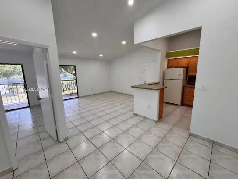 18905 NW 62nd Ave # 204, Hialeah FL 33015 photo 5