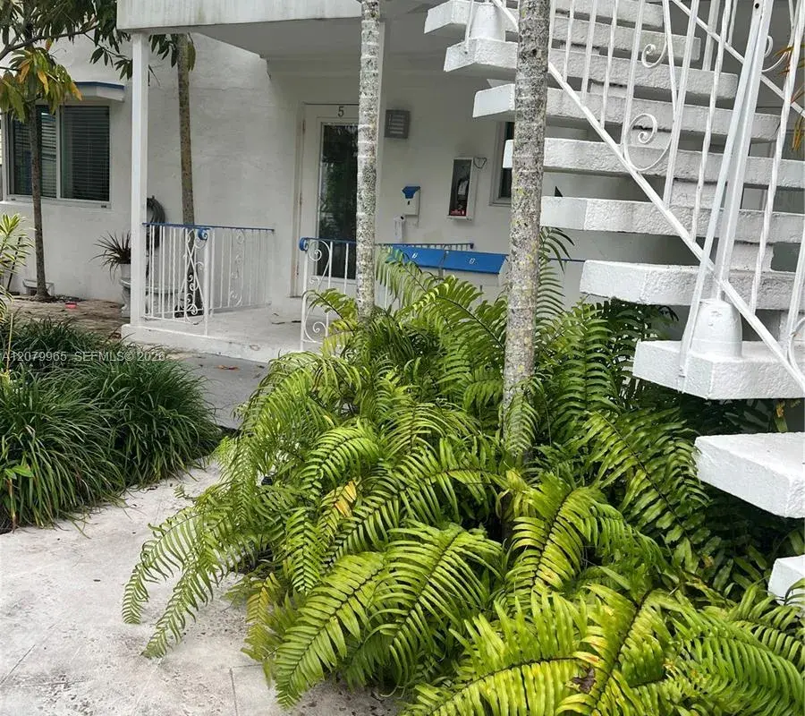 225 SE 16th Ave # 5, Fort Lauderdale FL 33301
