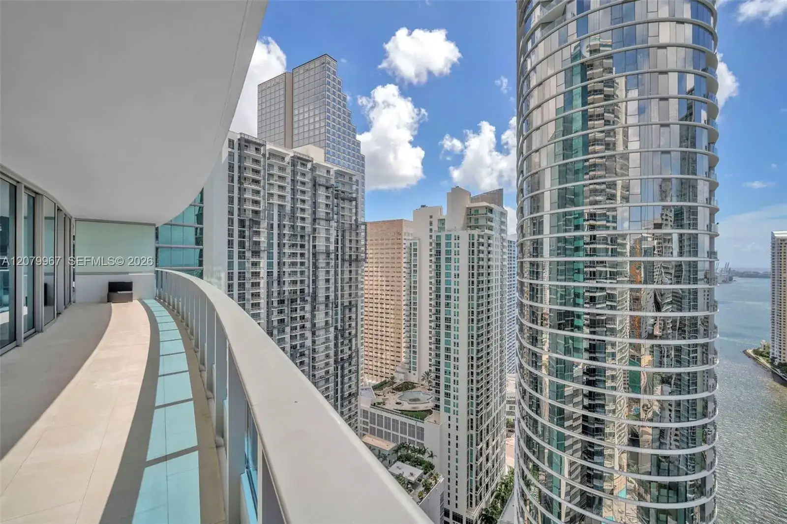 200 Biscayne Boulevard Way # 3703, Miami FL 33131 photo 2