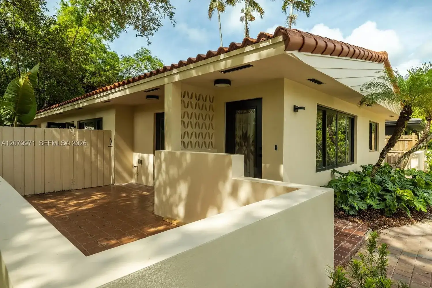 220 NE 105th St, Miami Shores FL 33138 photo 3
