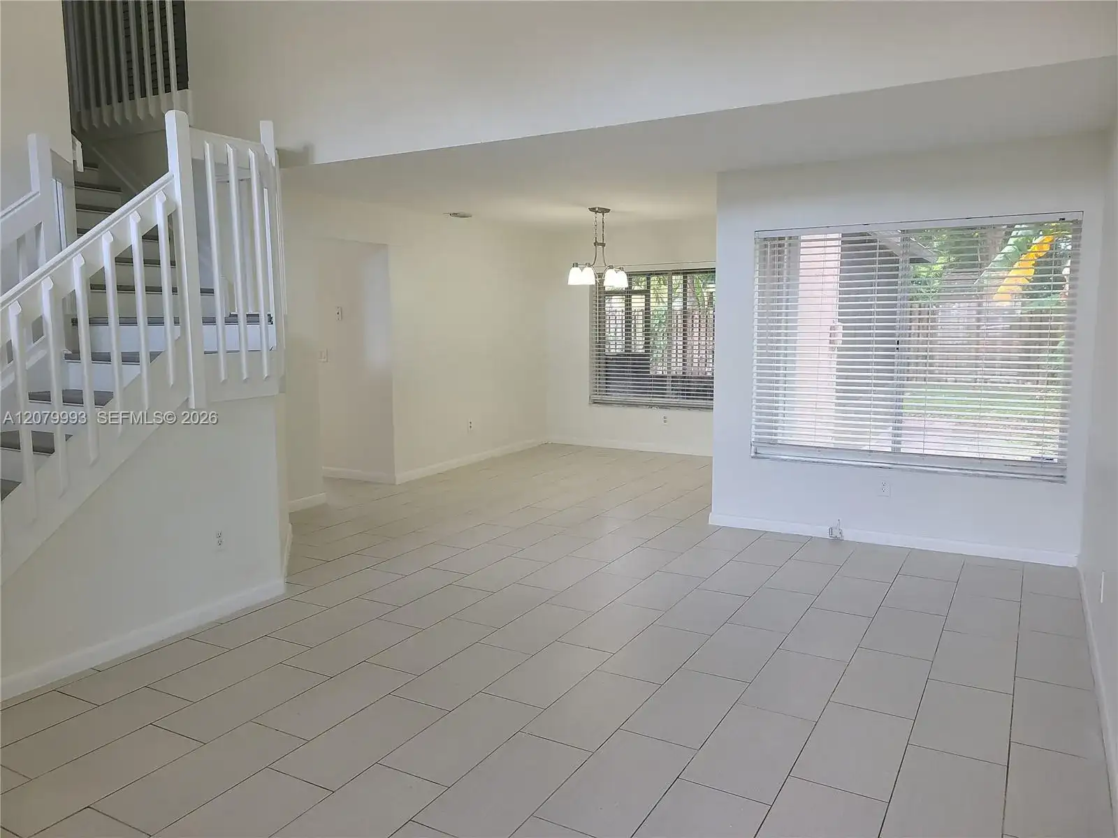 8820 SW 13th St, Pembroke Pines FL 33025 photo 2
