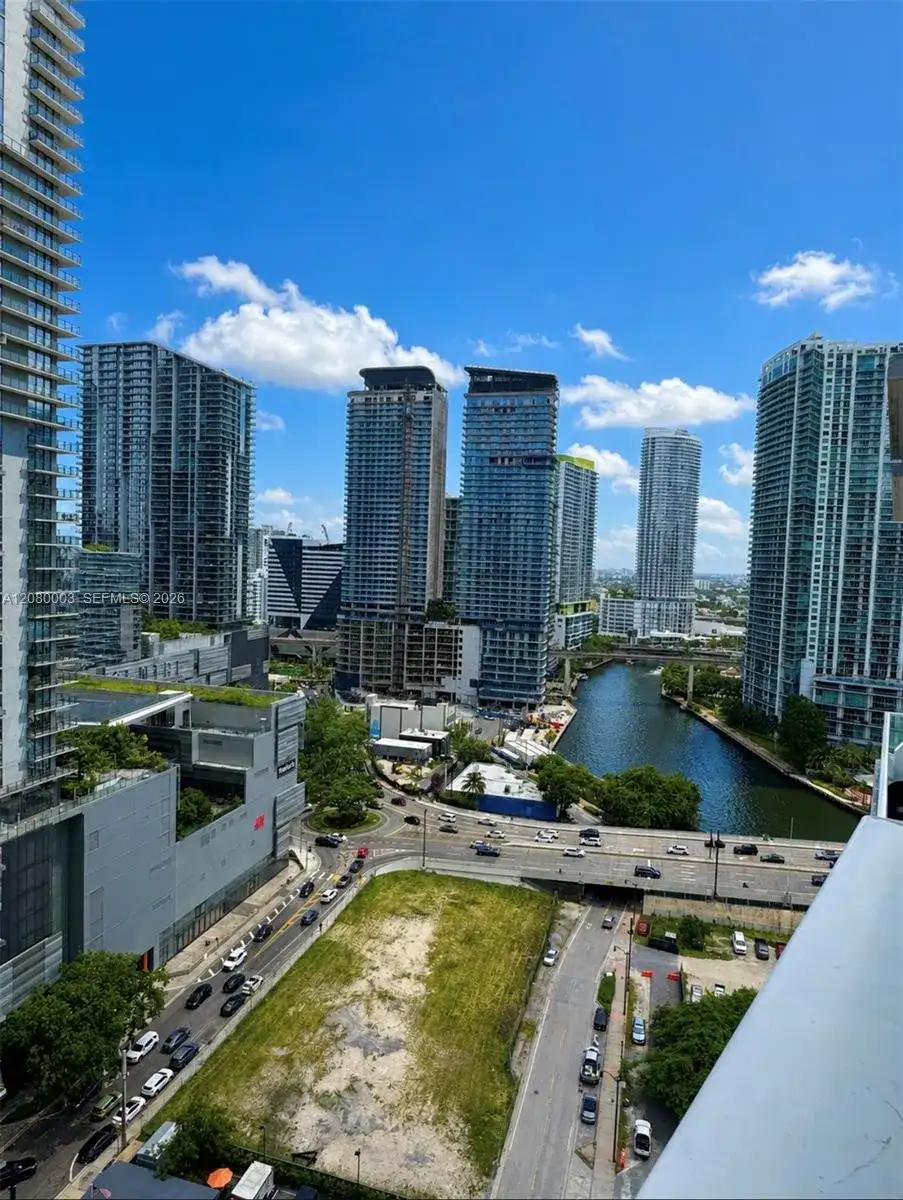 41 SE 5th St # 1204, Miami FL 33131 photo 2