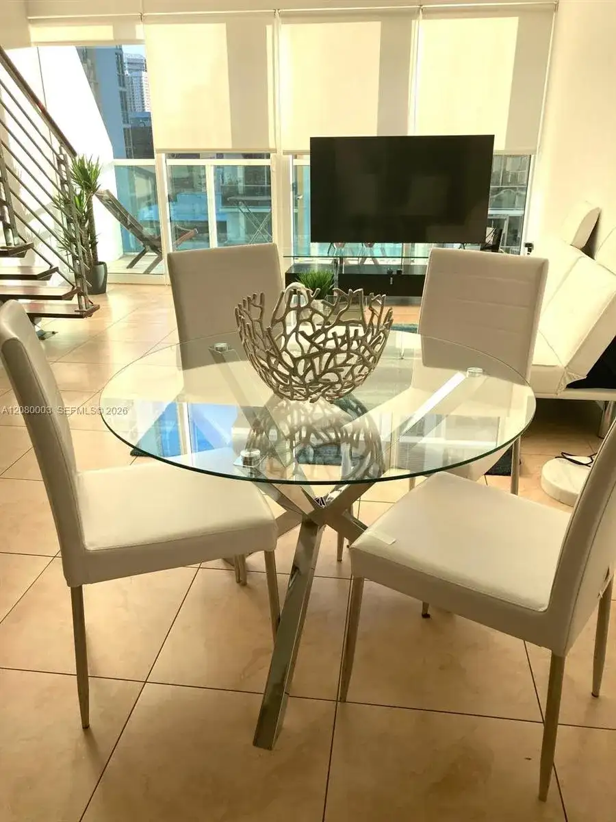 41 SE 5th St # 1204, Miami FL 33131 photo 3