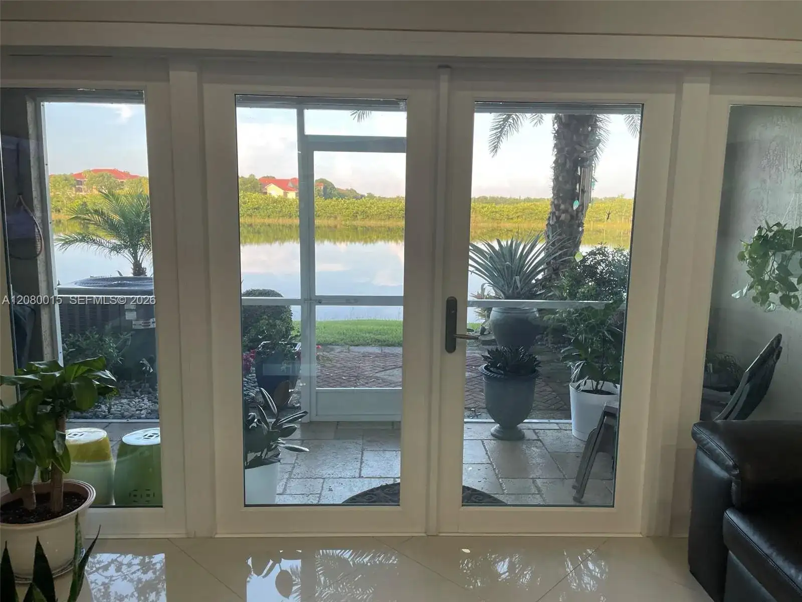 307 SW 120th Ave, Pembroke Pines FL 33025 photo 2