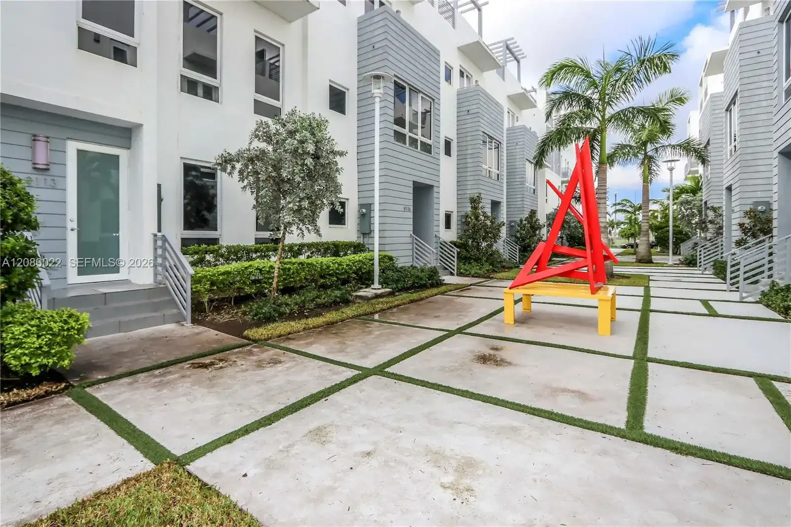 9123 NW 33rd St, Doral FL 33172