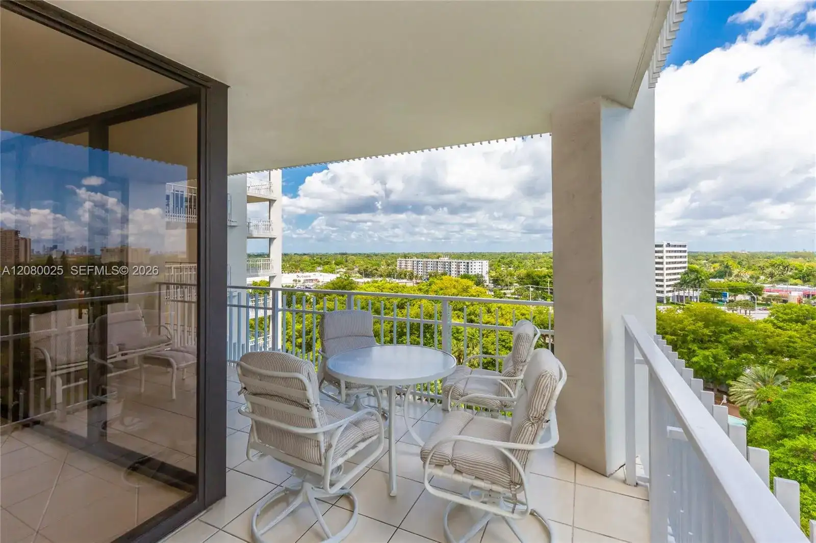 2000 Towerside Ter # 1103, Miami FL 33138 photo 4