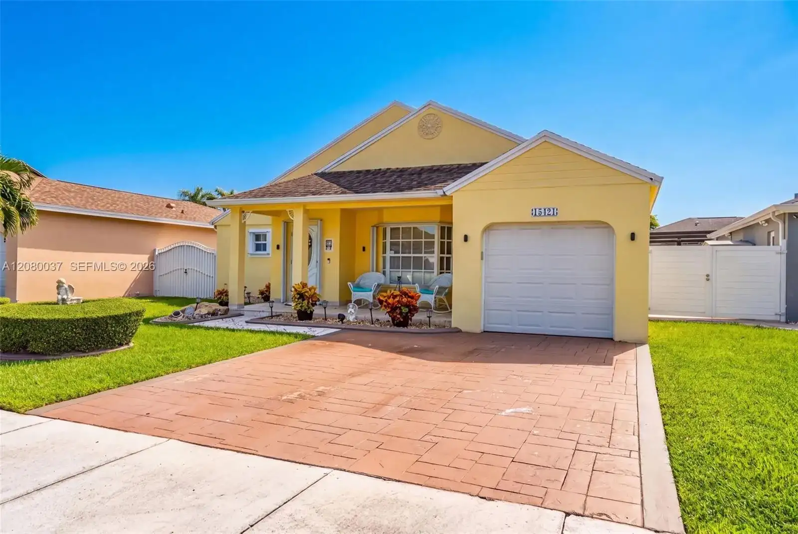 15421 SW 144th Ct, Miami FL 33177 photo 2