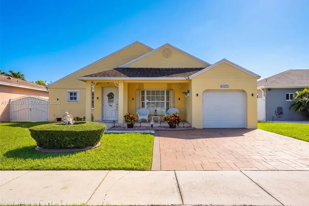15421 SW 144th Ct, Miami FL 33177