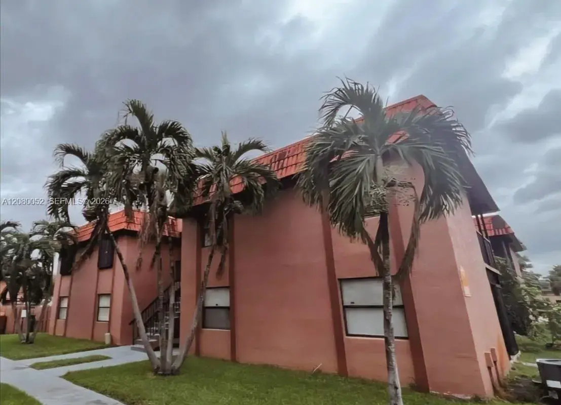 6480 W 27th Ct # 22, Hialeah FL 33016