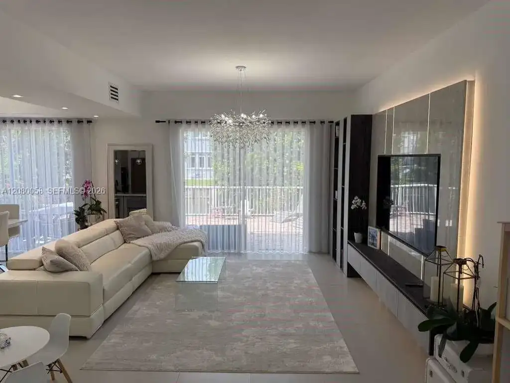 3123 NE 210th St, Aventura FL 33180 photo 2