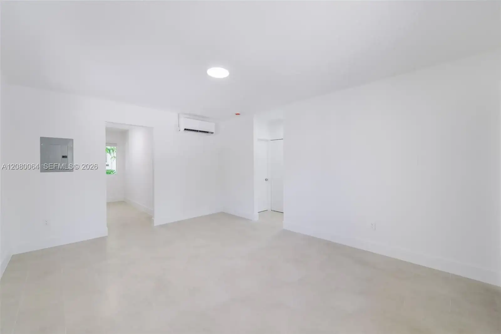 505 SW 7th Ct # 5, Miami FL 33130 photo 2