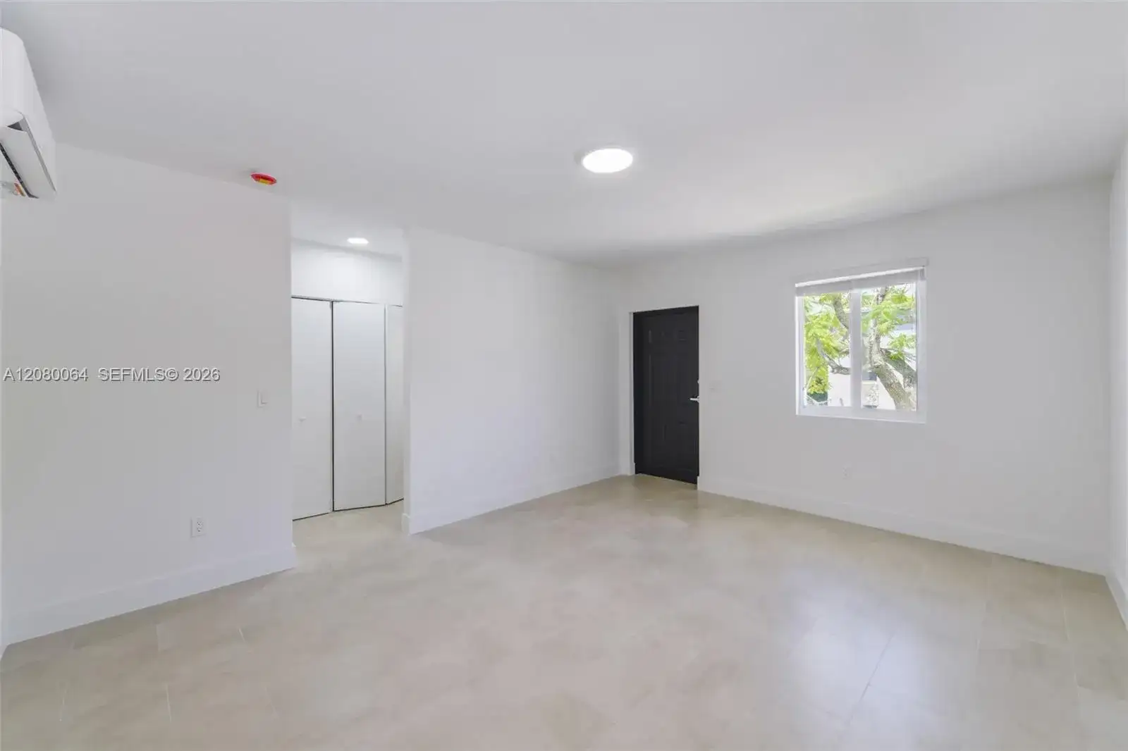 505 SW 7th Ct # 5, Miami FL 33130 photo 3