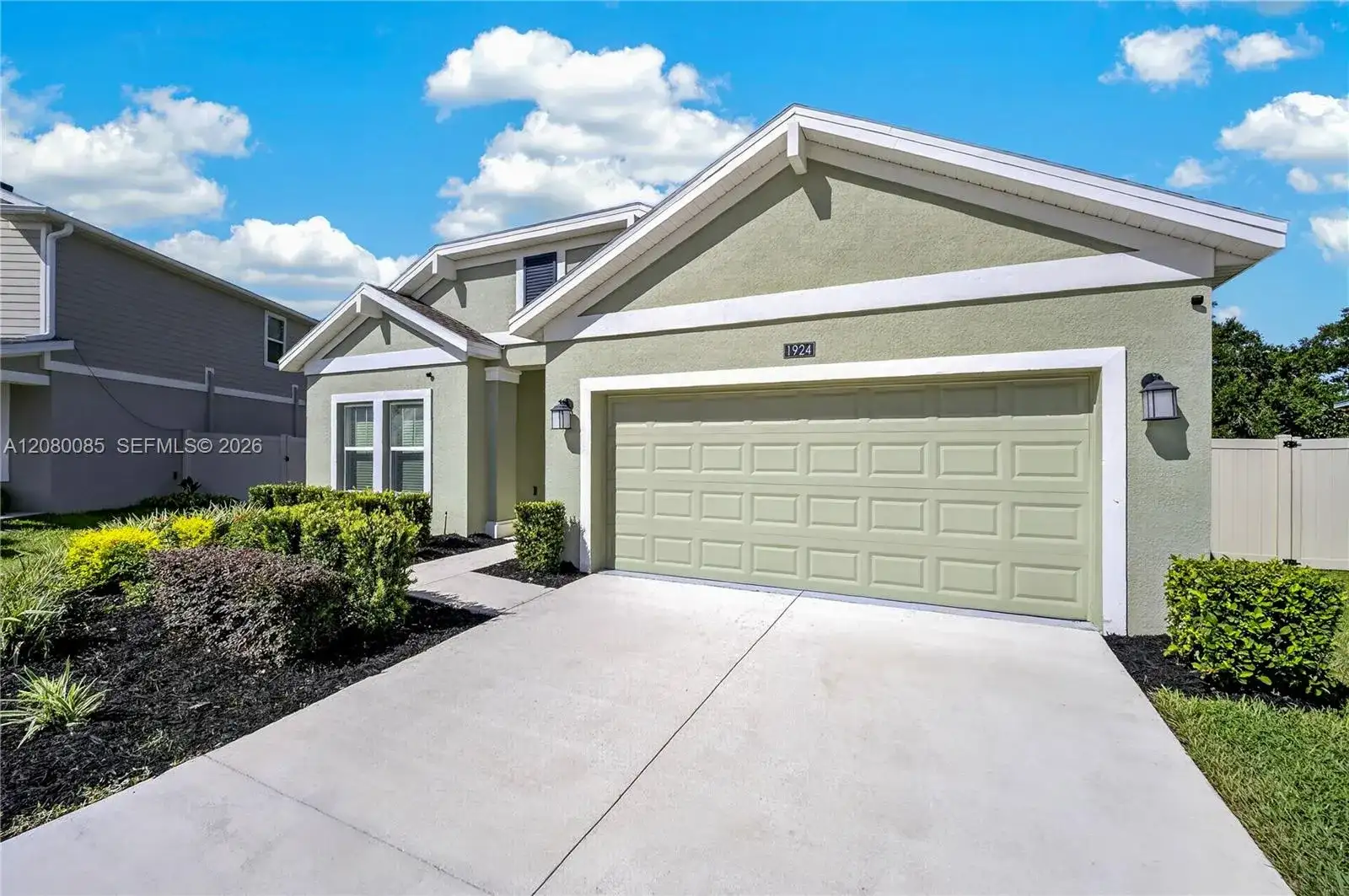 1924 TURTLE DOVE LN, Kissimmee FL 34746 photo 2