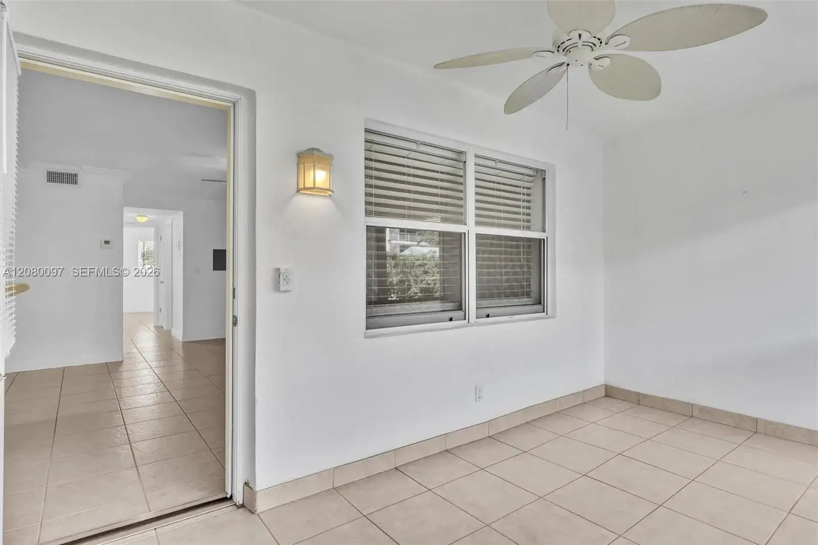 580 Egret Dr # 102, Hallandale Beach FL 33009 photo 5